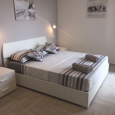 Le Domus Modern Apartments Cagliari Su Forti Buitenkant foto