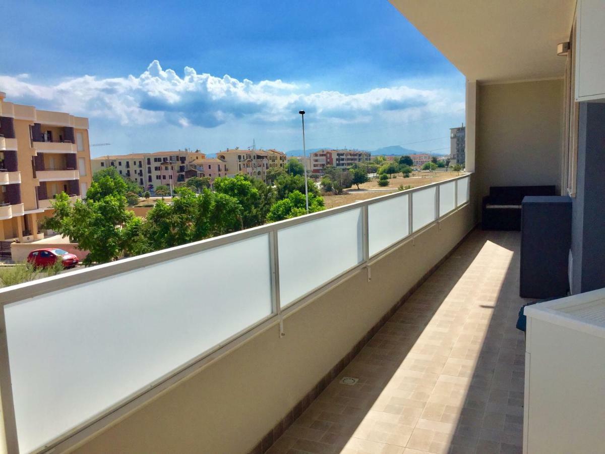 Le Domus Modern Apartments Cagliari Su Forti Buitenkant foto