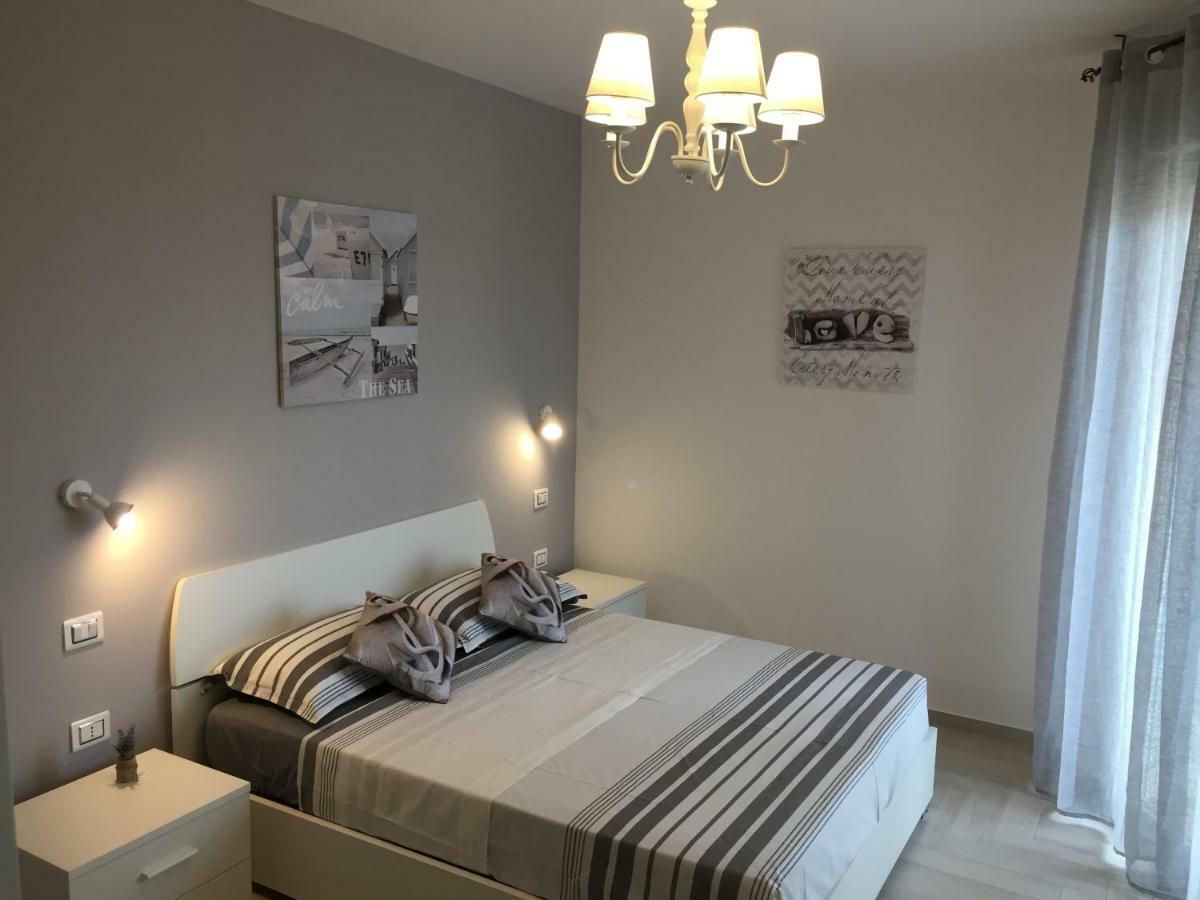 Le Domus Modern Apartments Cagliari Su Forti Buitenkant foto