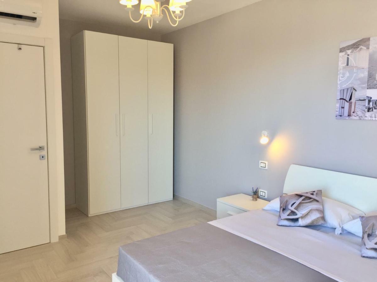 Le Domus Modern Apartments Cagliari Su Forti Buitenkant foto