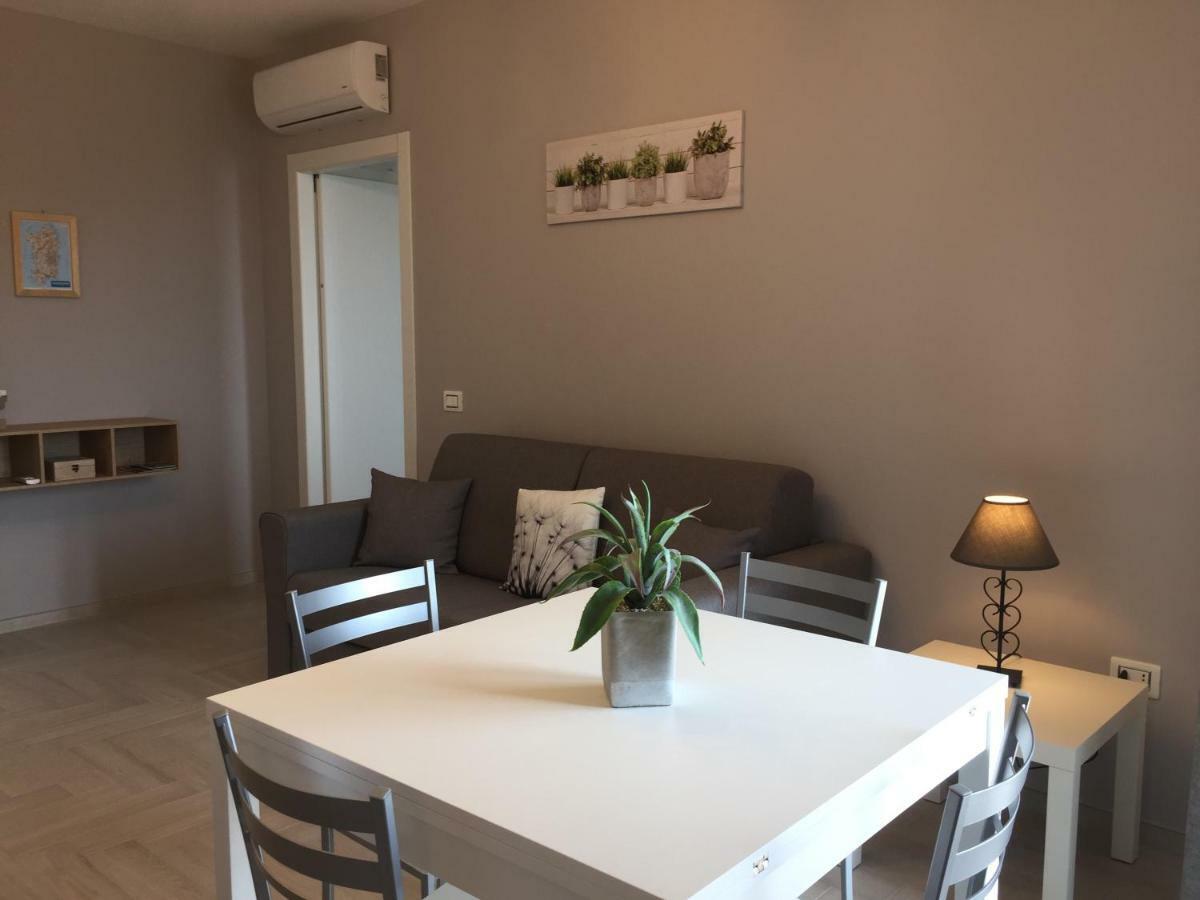 Le Domus Modern Apartments Cagliari Su Forti Buitenkant foto